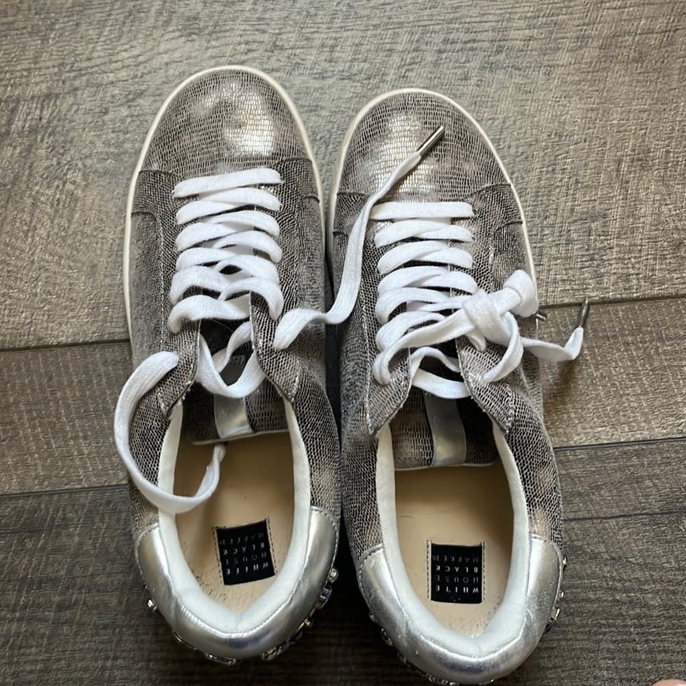 White House Black Market Size 8 Sneakers